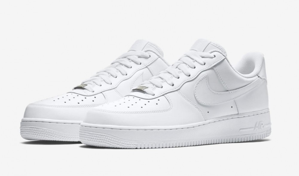 should you tie air force ones