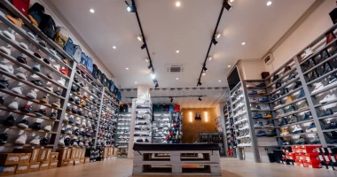 Sneakerstore.by - магазин кроссовок